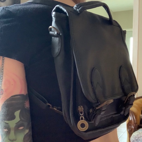 Convertible Mini-backpack and Crossbody purse with adjustable straps and clips. - Picture 4 of 9